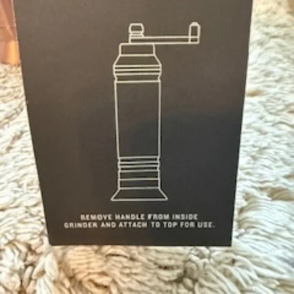 Hearth & Hand by Magnolia Salt and Pepper Grinder Set *NEW* - Picture 8 of 10